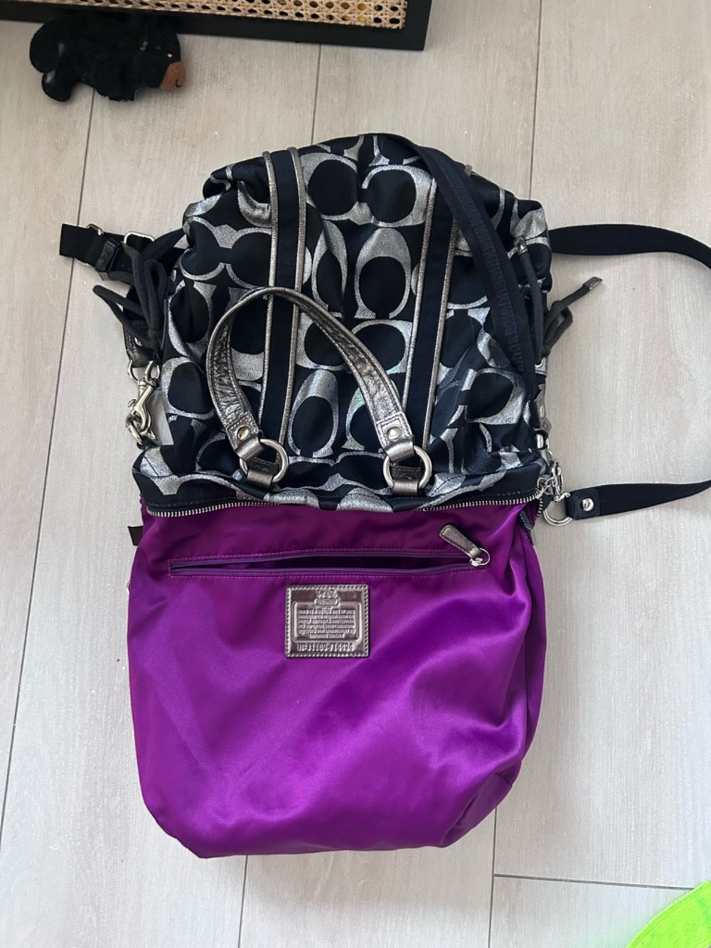 Coach Poppy Silver & Black Spotlight Satchel - Picture 3 of 10